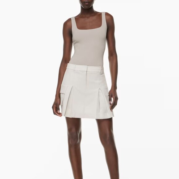 Aritzia Babaton Contour Cairo Sleeveless Square Neck Bodysuit - Picture 2 of 11